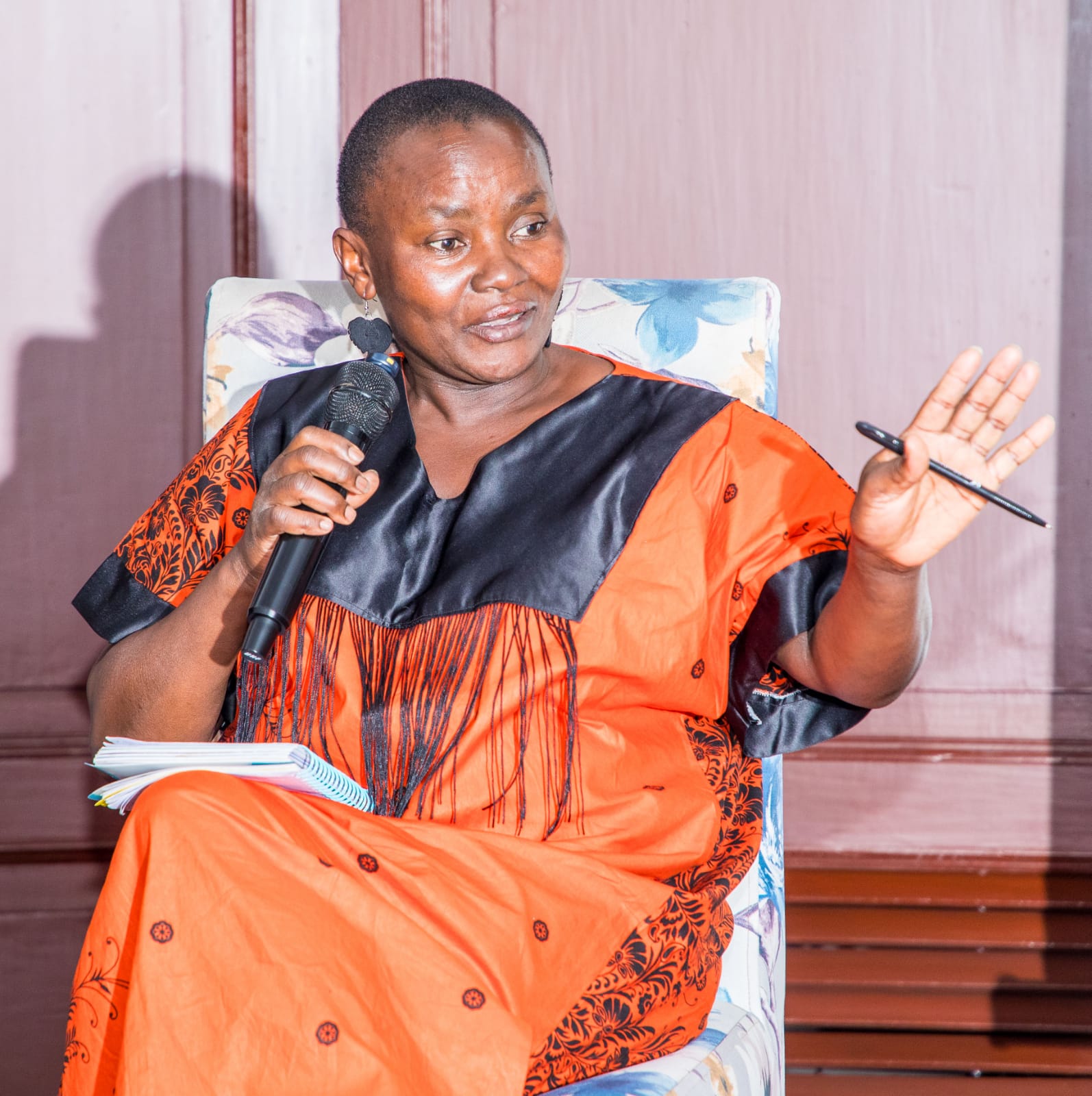 The She Main Table community event